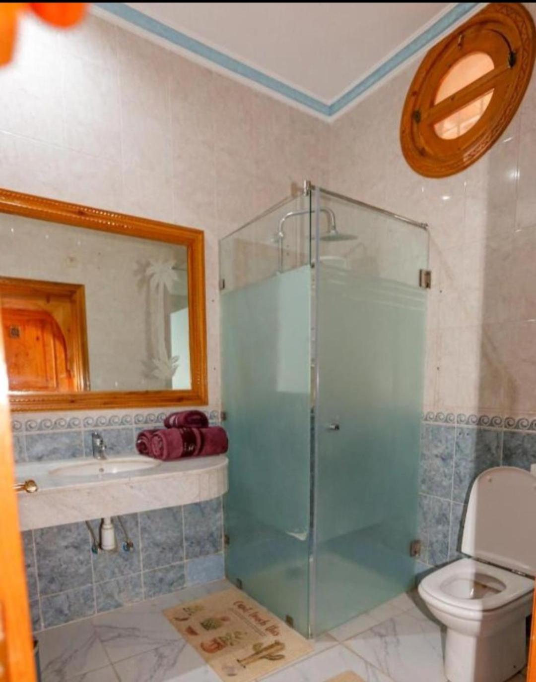 Chez Mamouchthka Panzió Urika Kültér fotó